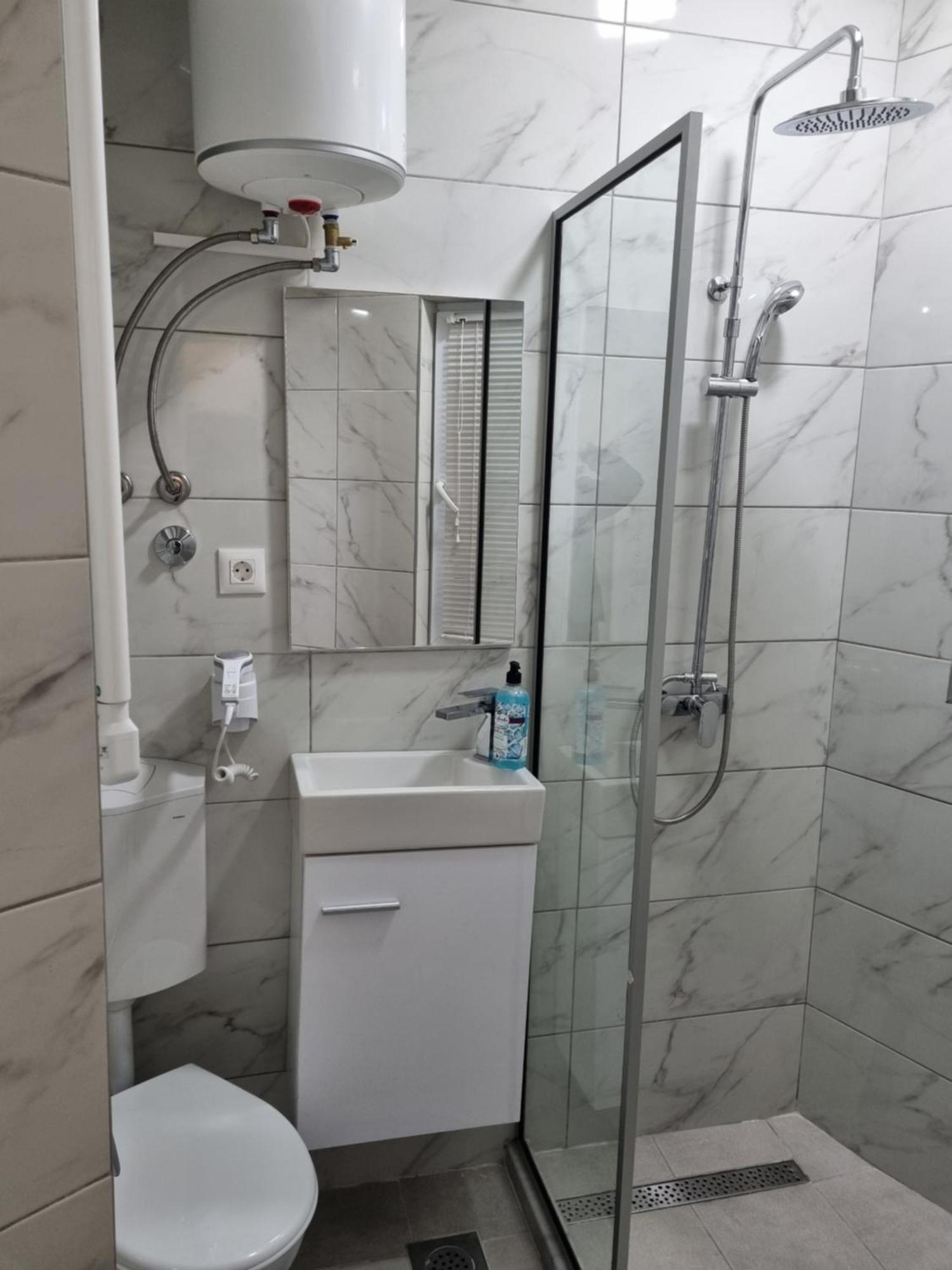 Apartments Deni Мостар Екстериор снимка